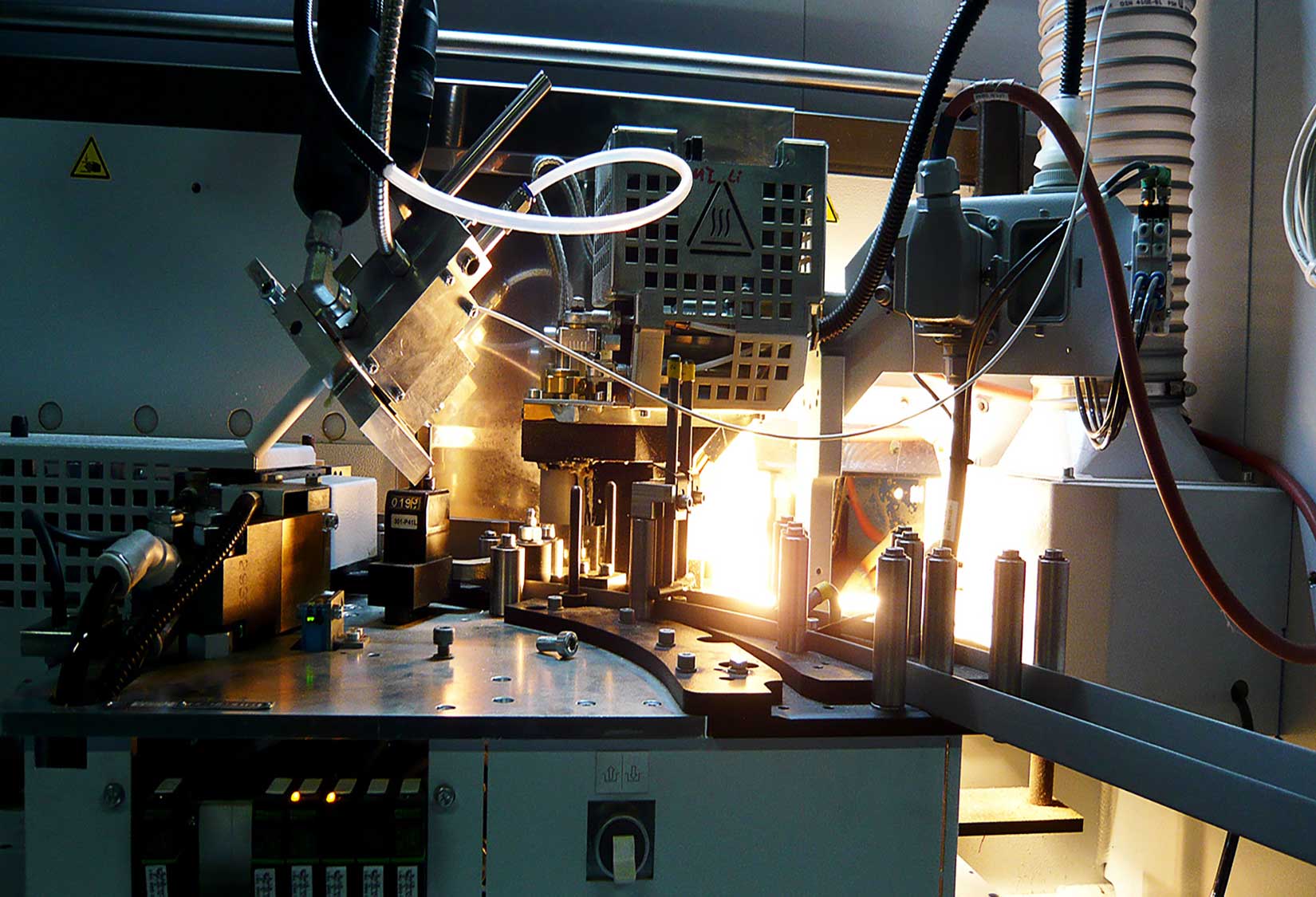 Manufacturing machine operator