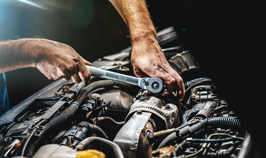 semi-trailer-service-technician-20-00-p-h-personnel-plus-inc